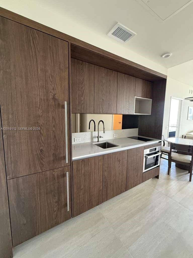 1611 SW 2nd Avenue 911, Miami, FL 33129 photo 2