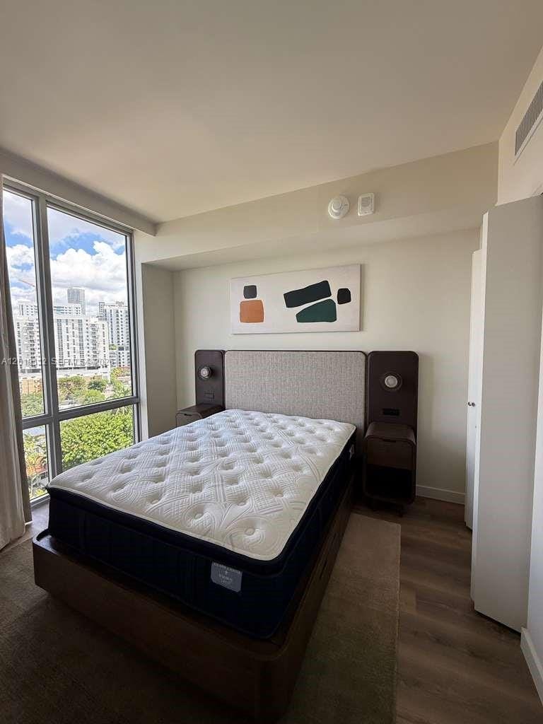 1611 SW 2nd Avenue 911, Miami, FL 33129 photo 4