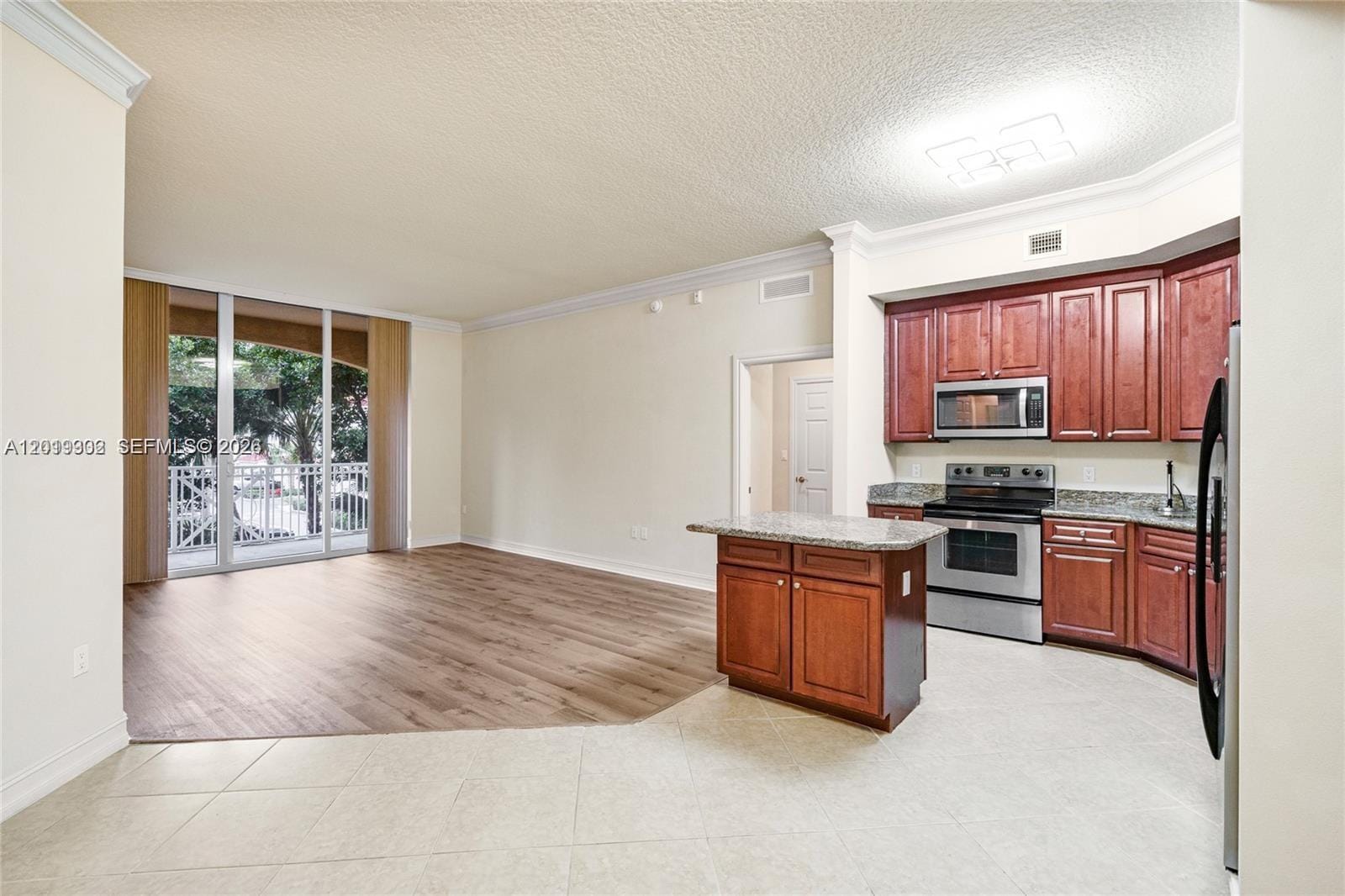 3001 NE 185th Street 219, Aventura, FL 33180 photo 4