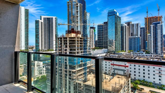 20 NE 11th Street 4406, Miami, FL 33132