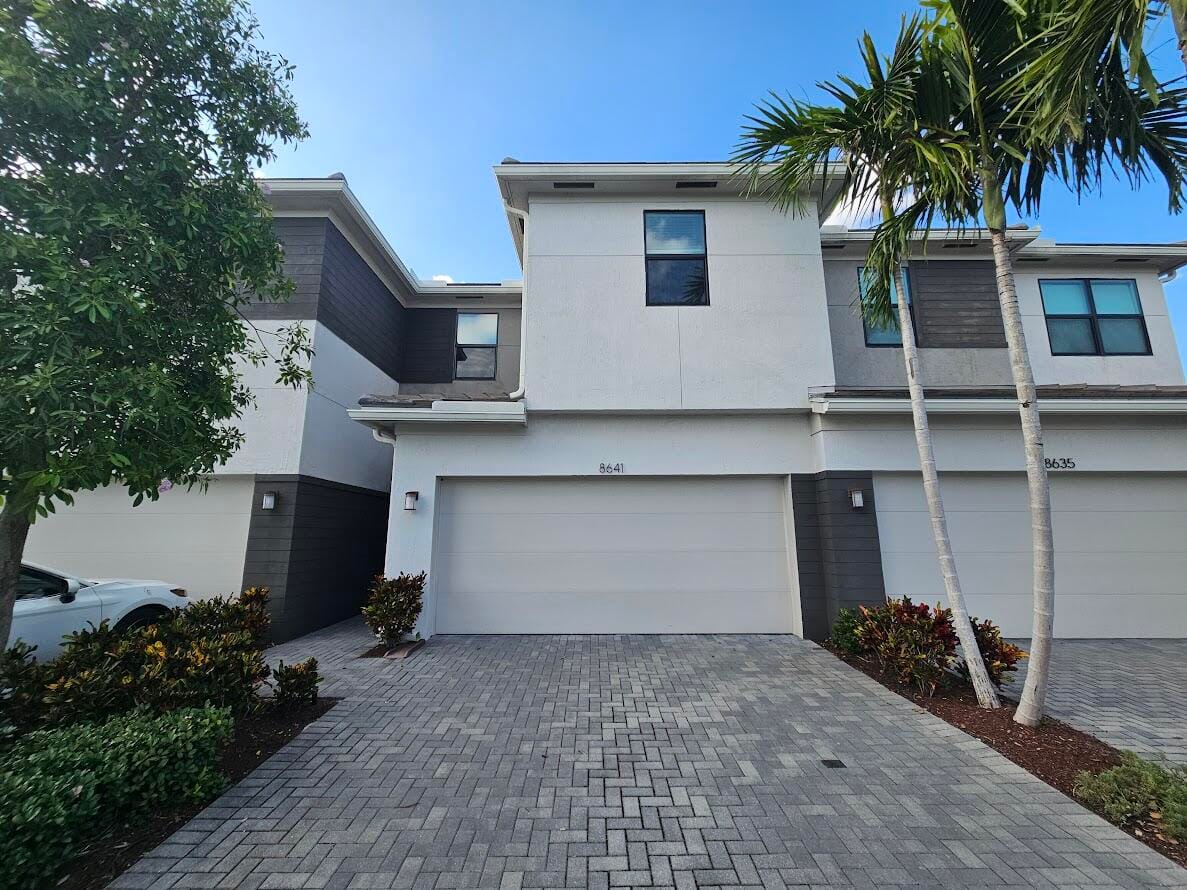 8641 Antarus Drive — photo 1