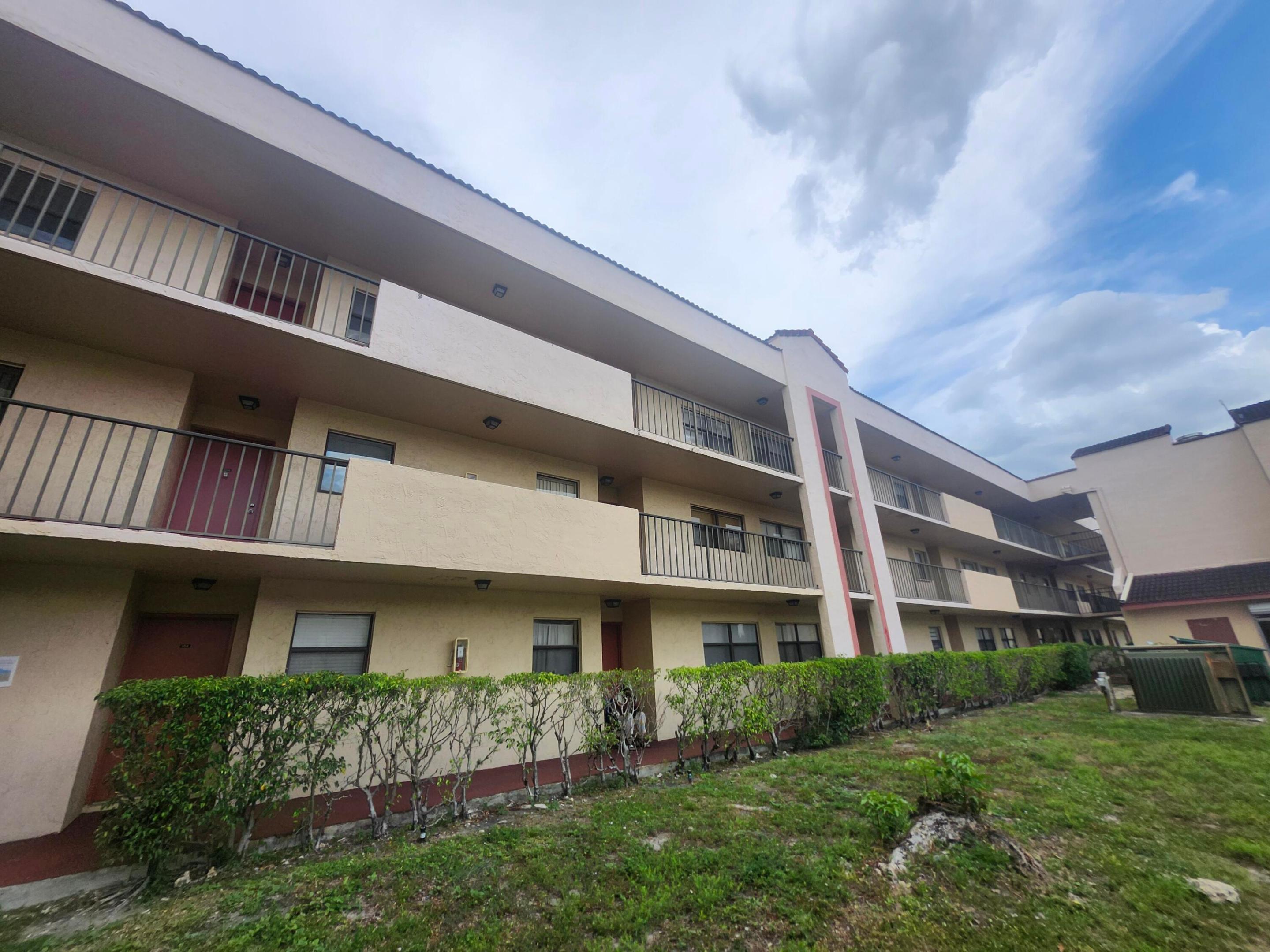 3470 Foxcroft Road 207, Miramar, FL 33025, Miramar