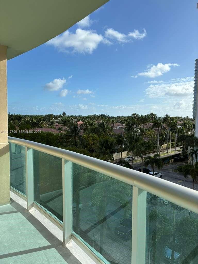 19390 Collins Avenue 520 — photo 10