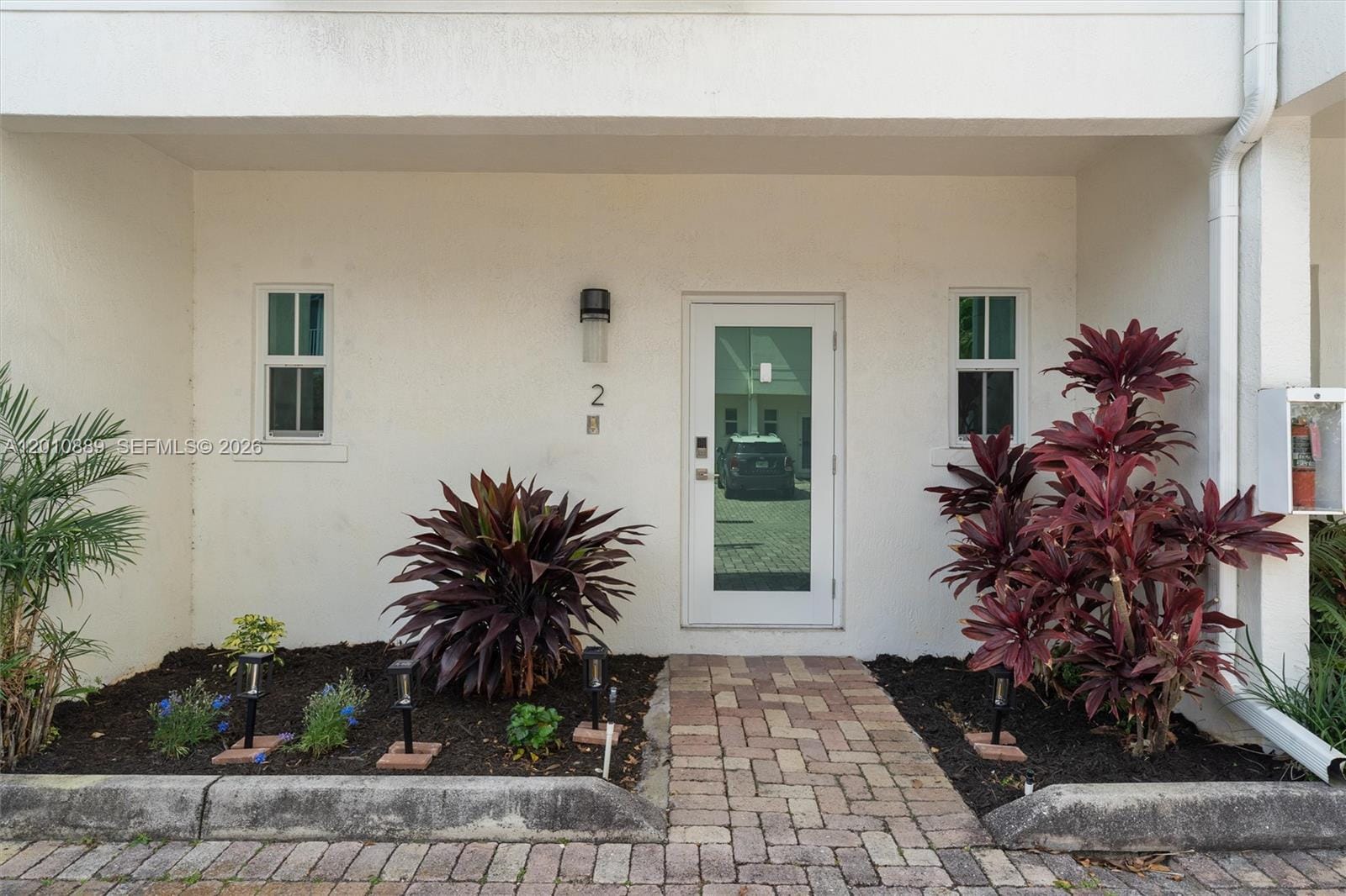 835 NE 19th Avenue 2, Fort Lauderdale, FL 33304 photo 2