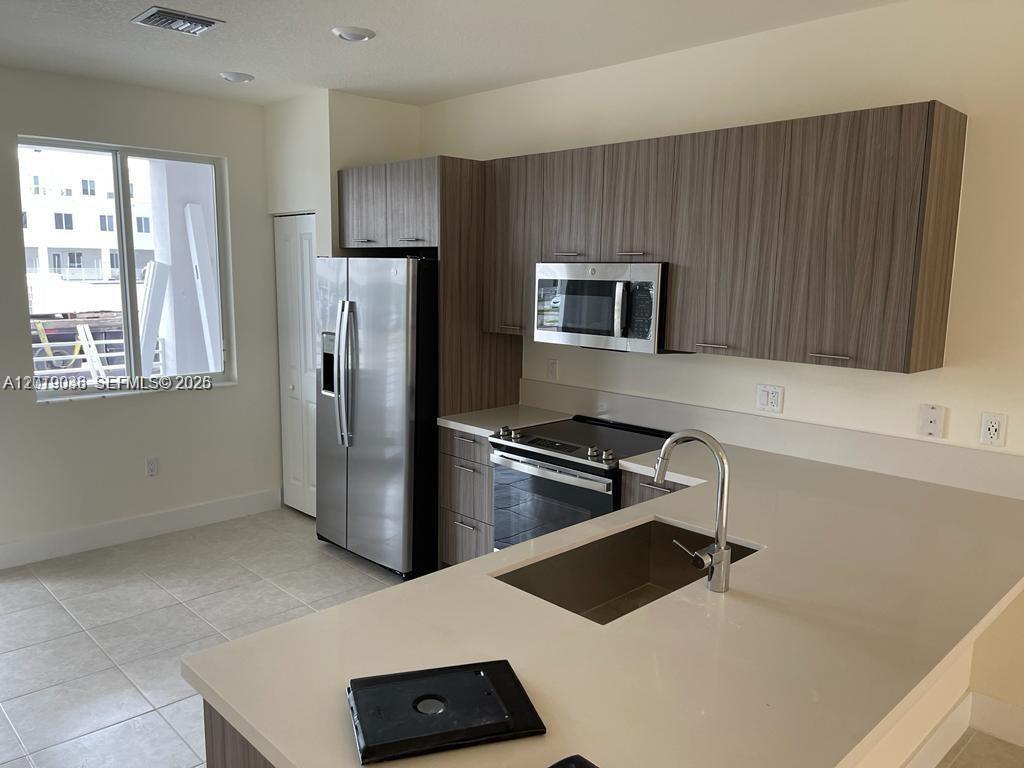 6450 NW 102 Path 107, Doral, FL 33178, Doral