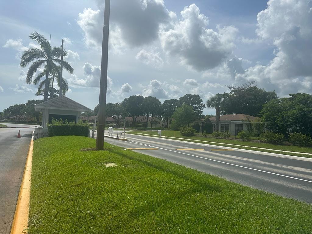 1102 Green Pine Boulevard B1, West Palm Beach, FL 33409 photo 26