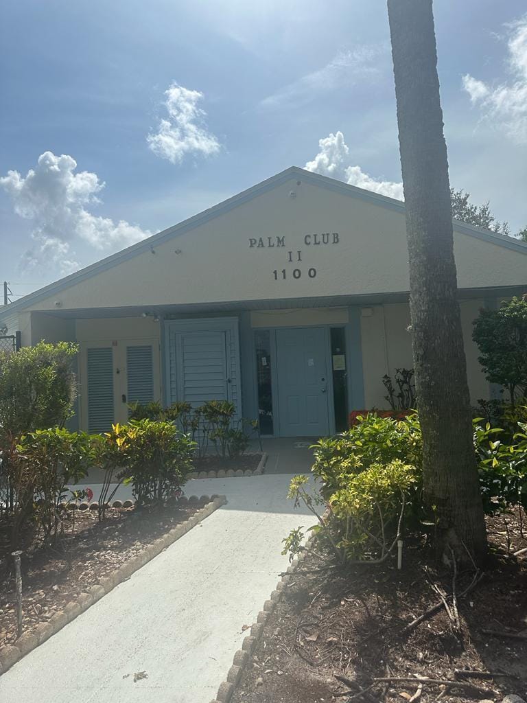 1102 Green Pine Boulevard B1, West Palm Beach, FL 33409 photo 27