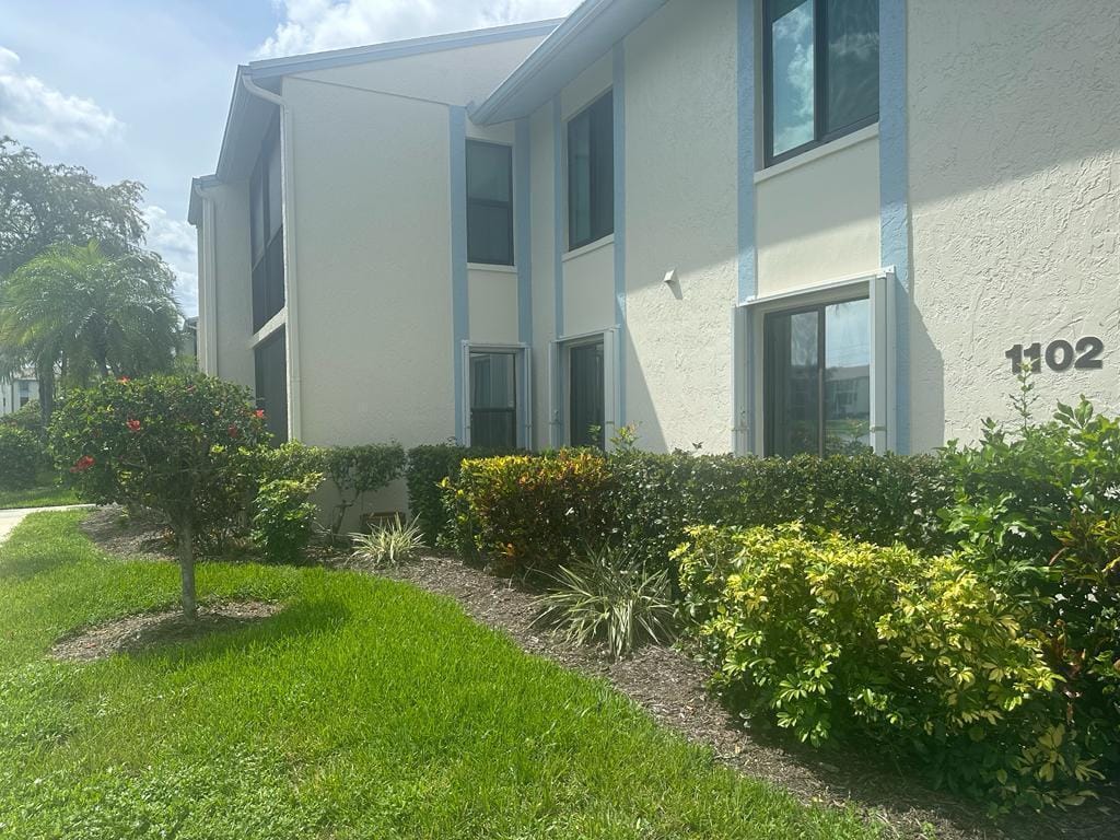 1102 Green Pine Boulevard B1, West Palm Beach, FL 33409 photo 28