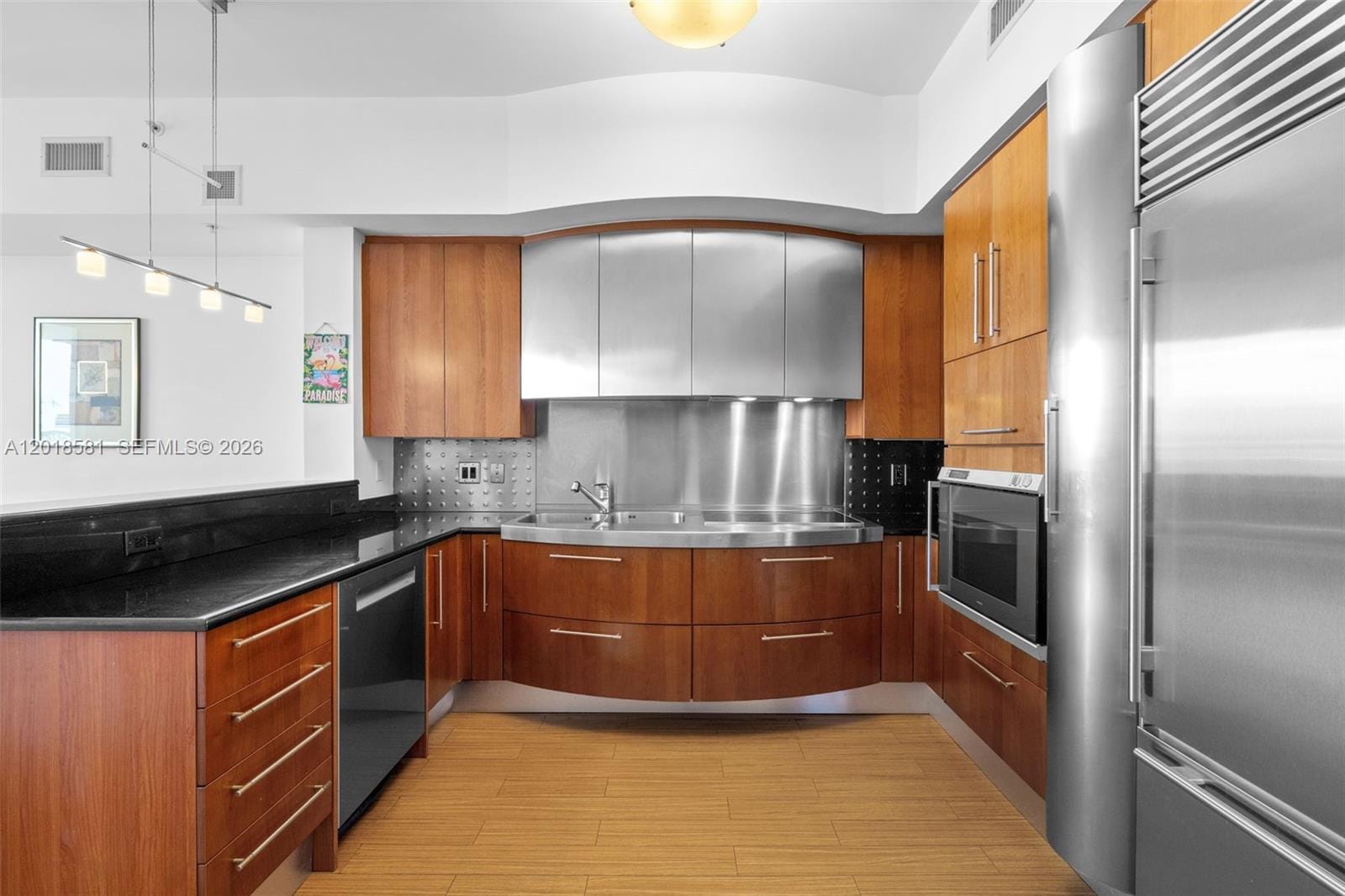 18101 Collins Avenue 606, Sunny Isles Beach, FL 33160 photo 5
