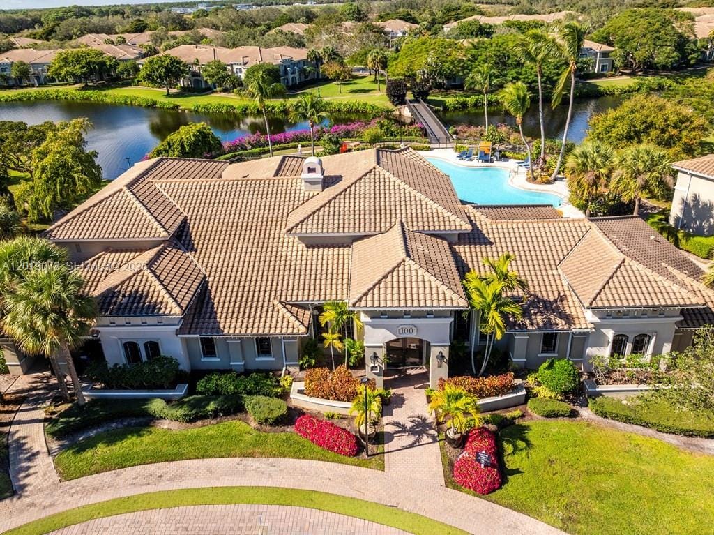 100 Portofino Drive Kingsmill — photo 2
