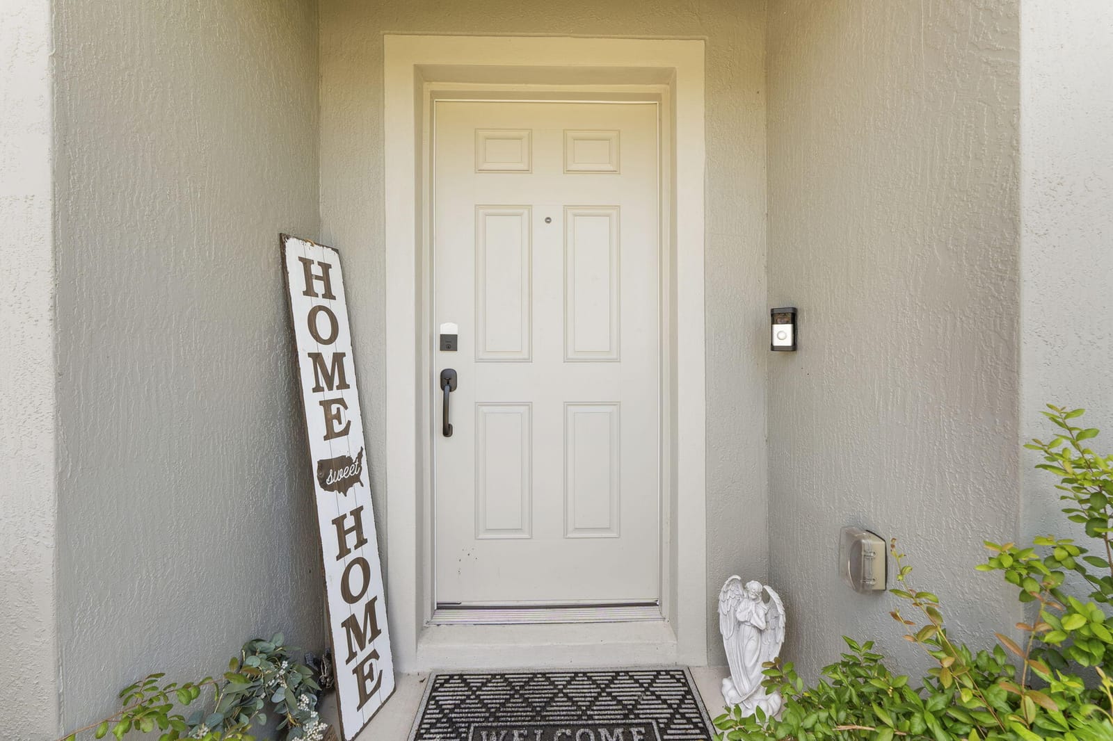 692 SW Hamberland Avenue — photo 3