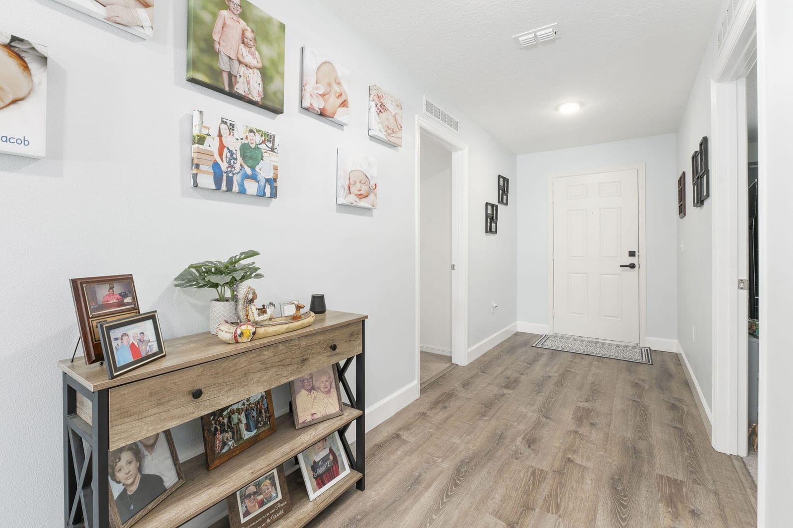 692 SW Hamberland Avenue — photo 4