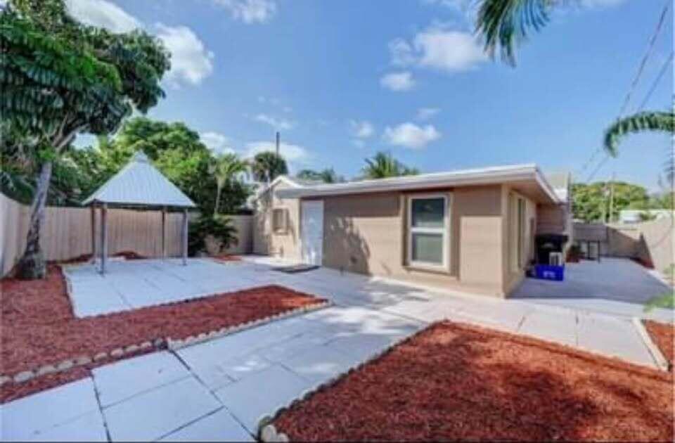952 30th Street, West Palm Beach, FL 33407, West Palm Beach