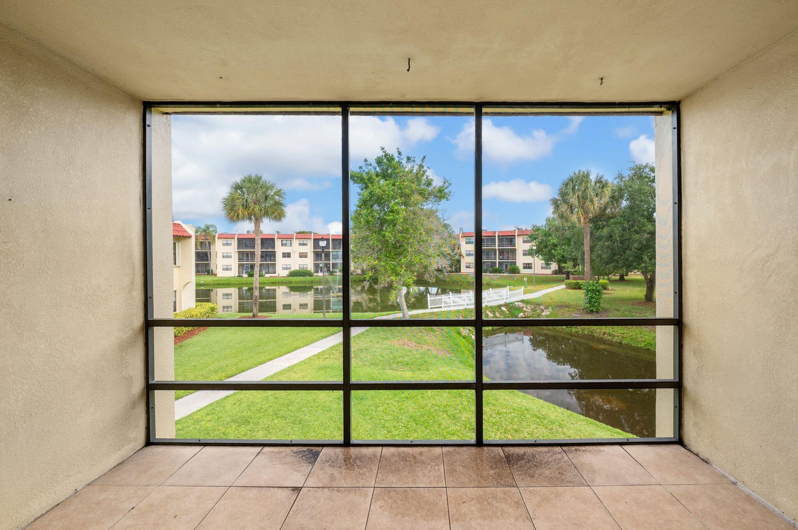 2050 Oleander Boulevard 2-206, Fort Pierce, FL 34950 photo 11