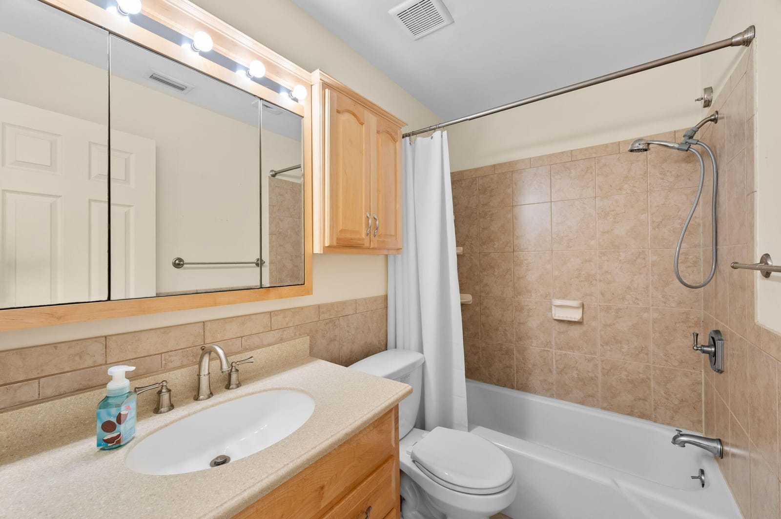 2050 Oleander Boulevard 2-206, Fort Pierce, FL 34950 photo 13