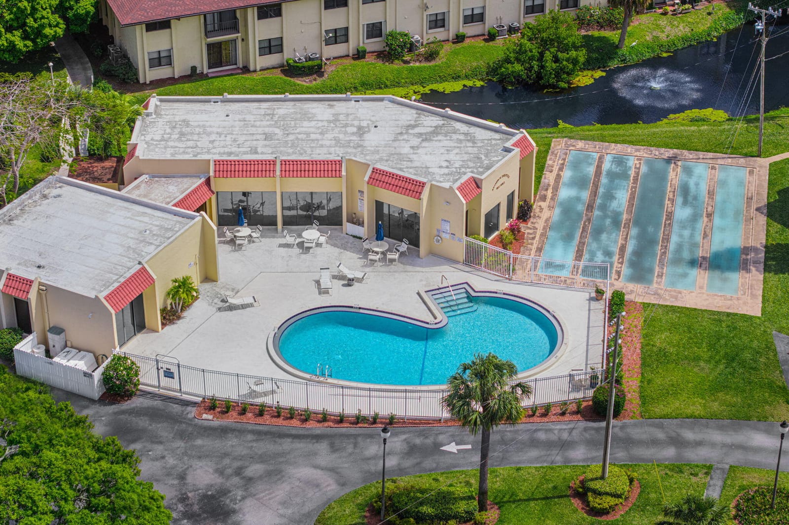 2050 Oleander Boulevard 2-206, Fort Pierce, FL 34950 photo 17