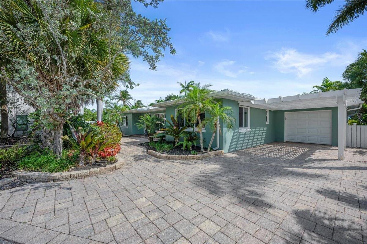 440 Jupiter Lane, Juno Beach, FL 33408 photo 3