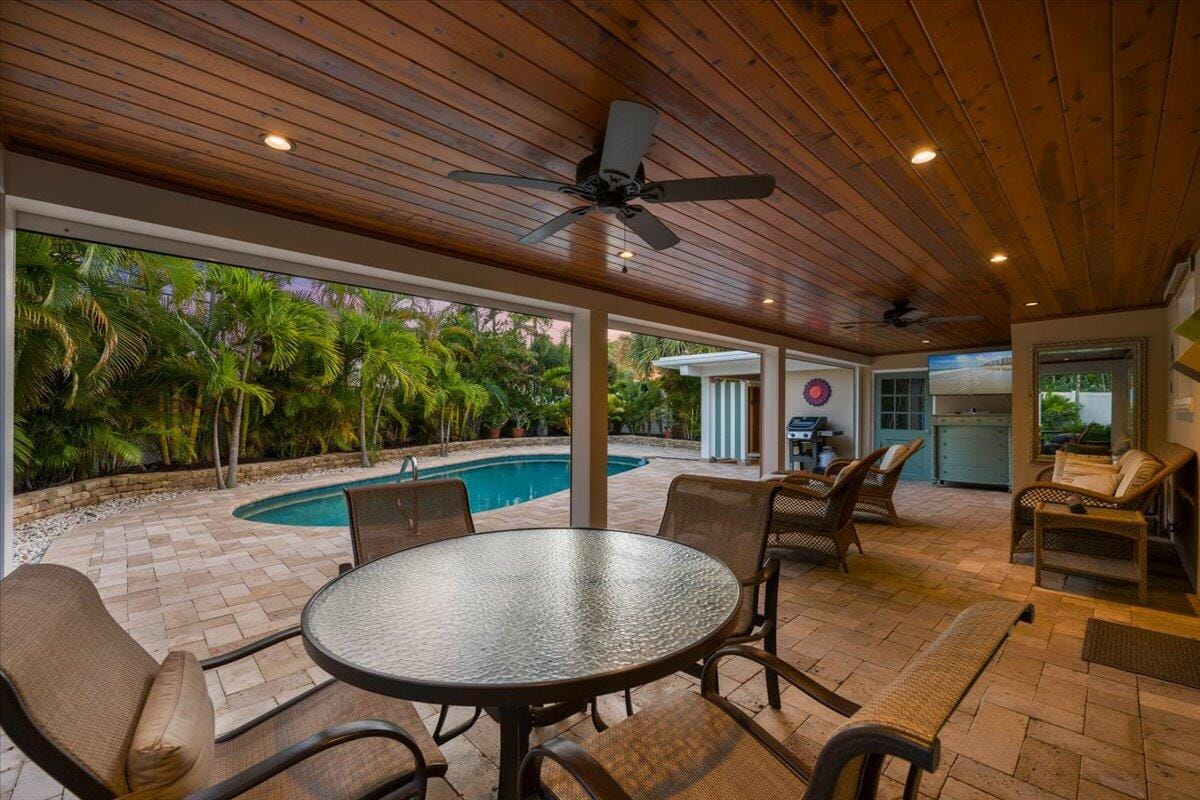 440 Jupiter Lane, Juno Beach, FL 33408 photo 4