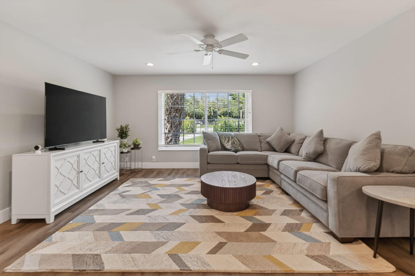 11521 Landing Place E1 — photo 1