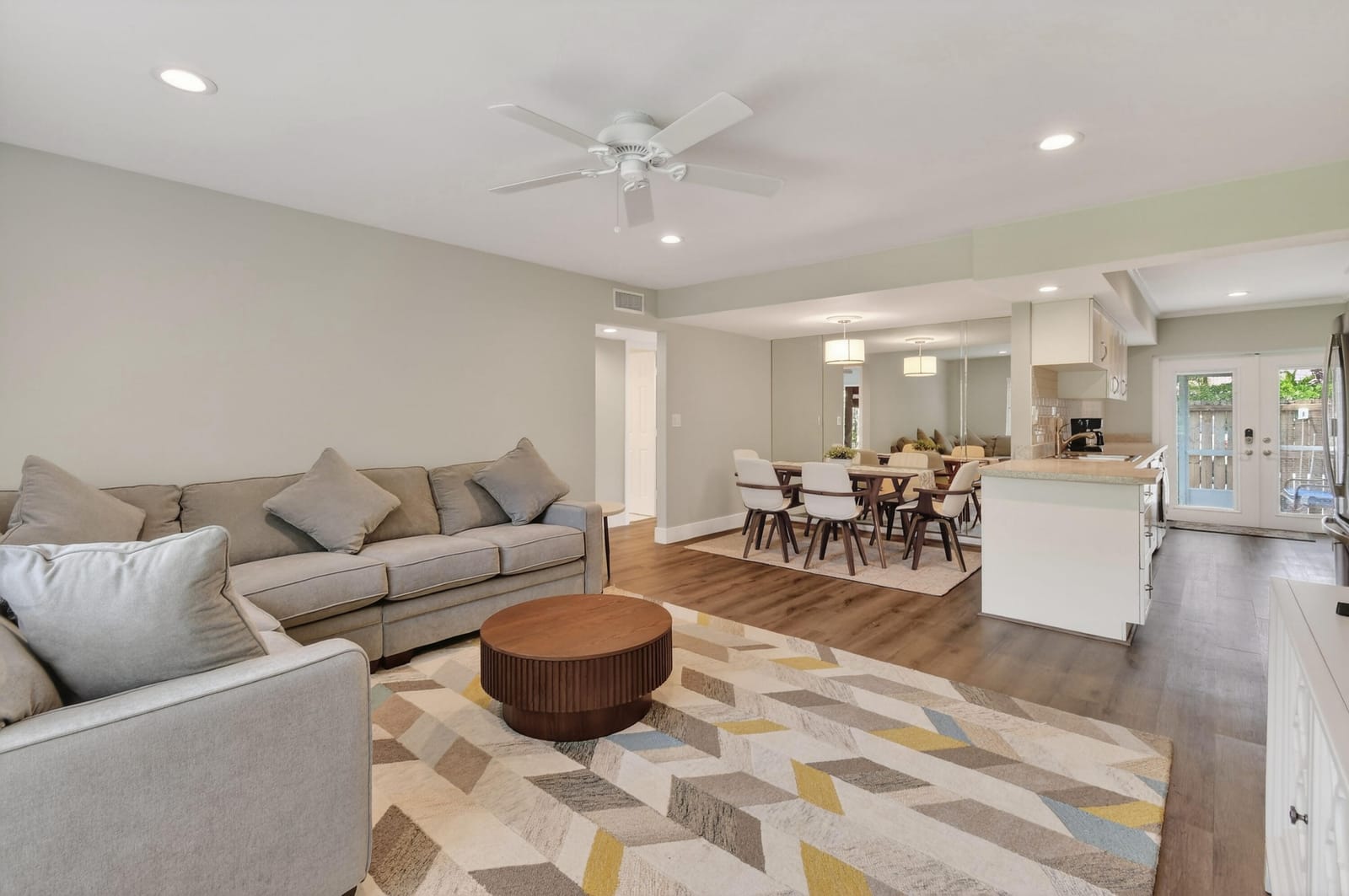 11521 Landing Place E1 — photo 9