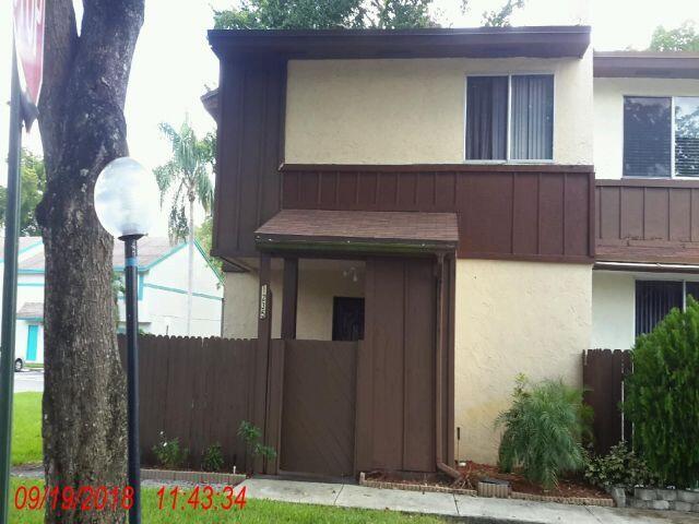1235 Sussex Drive, North Lauderdale, FL 33068, North Lauderdale