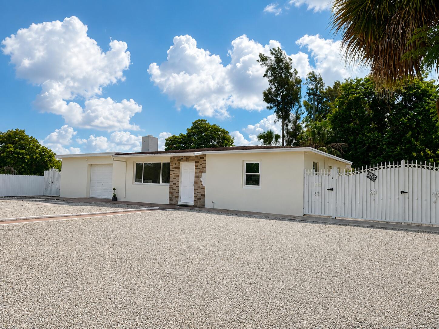 2000 Eagle Drive, Westgate, FL 33409, West Palm Beach