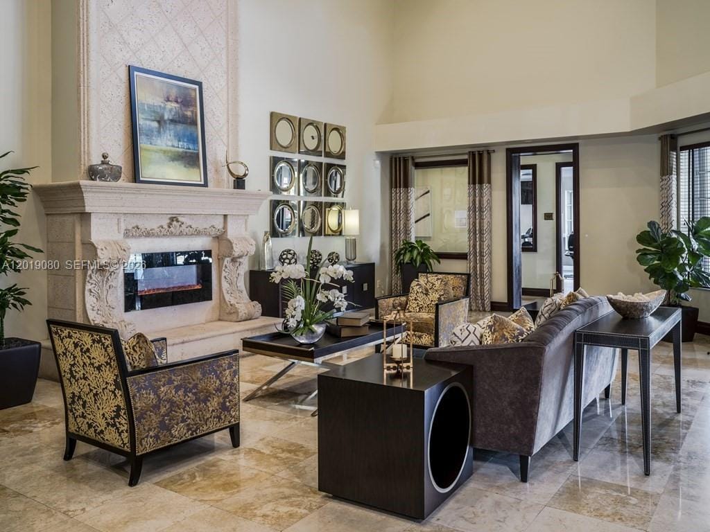 100 Portofino Drive Valhalla — photo 7