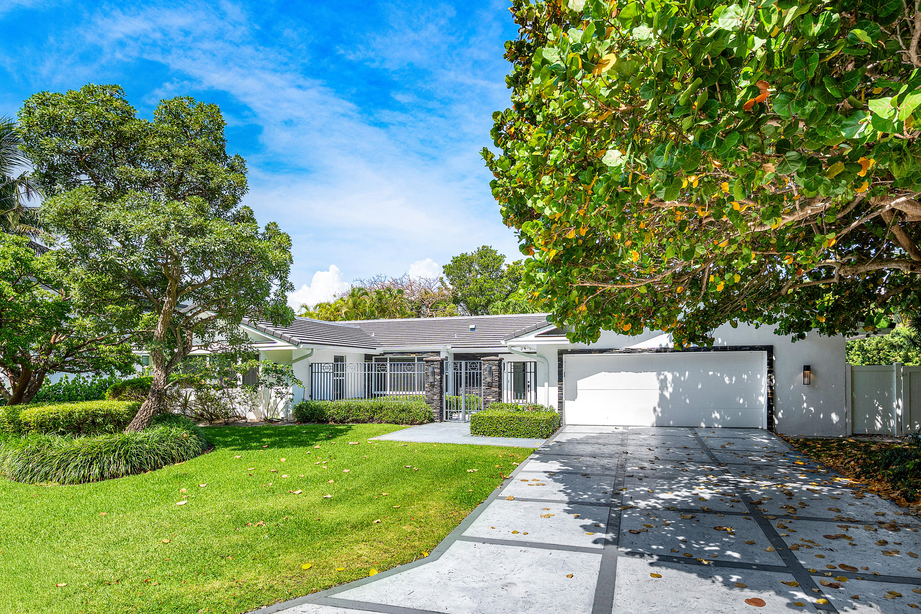 2401 Banyan Road, Boca Raton, FL 33432, Boca Raton