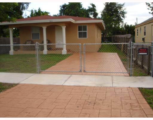 5816 Lincoln Street, Hollywood, FL 33021, Hollywood