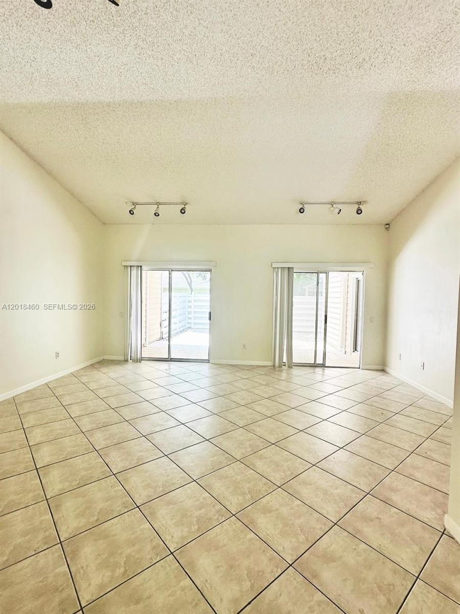 14530 SW 142nd Ct Circle — photo 9