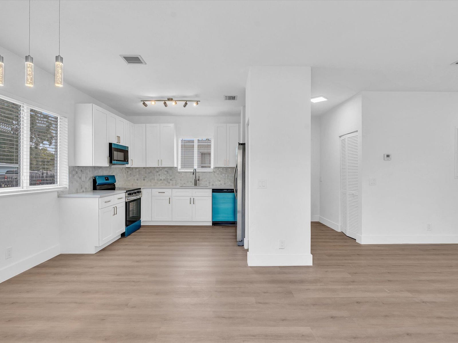 2410 NW 43rd Street, Miami, FL 33142 photo 1