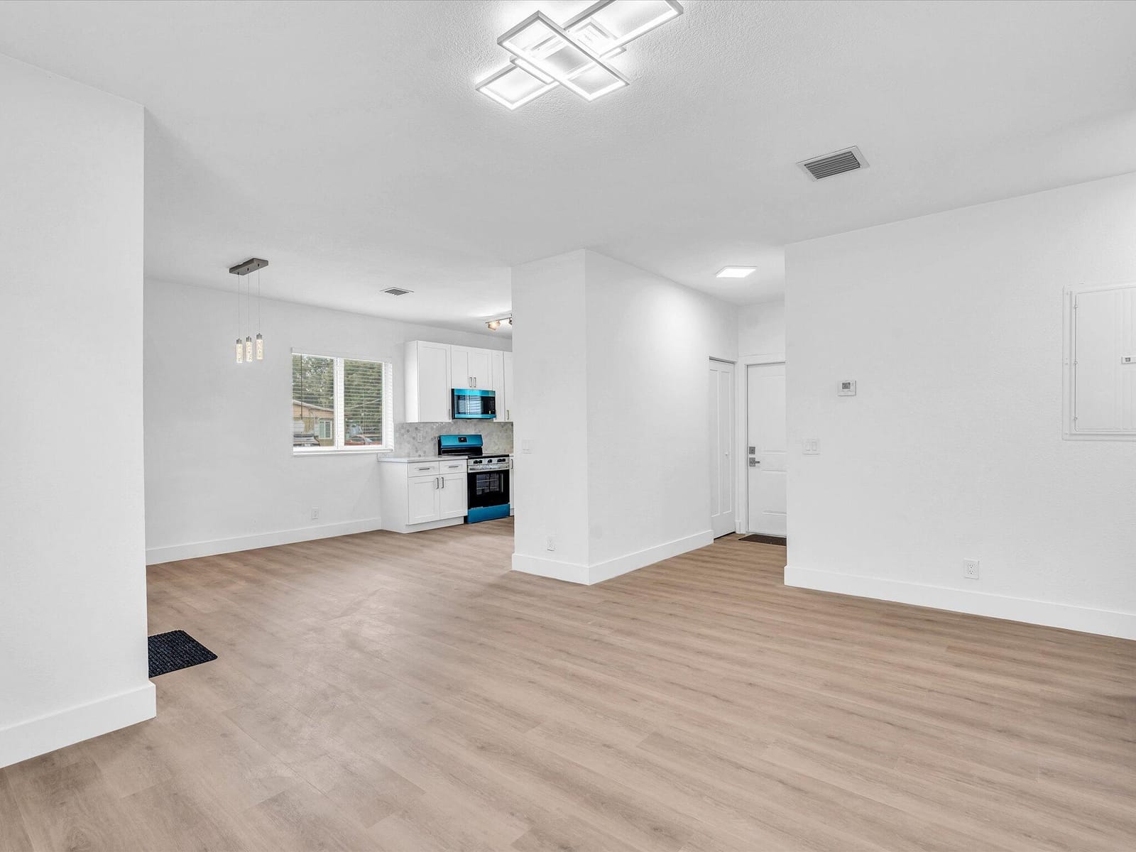 2410 NW 43rd Street, Miami, FL 33142 photo 13