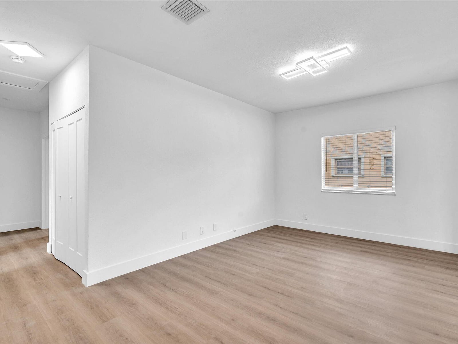 2410 NW 43rd Street, Miami, FL 33142 photo 16