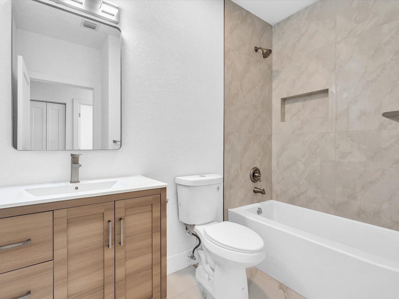 2410 NW 43rd Street, Miami, FL 33142 photo 24