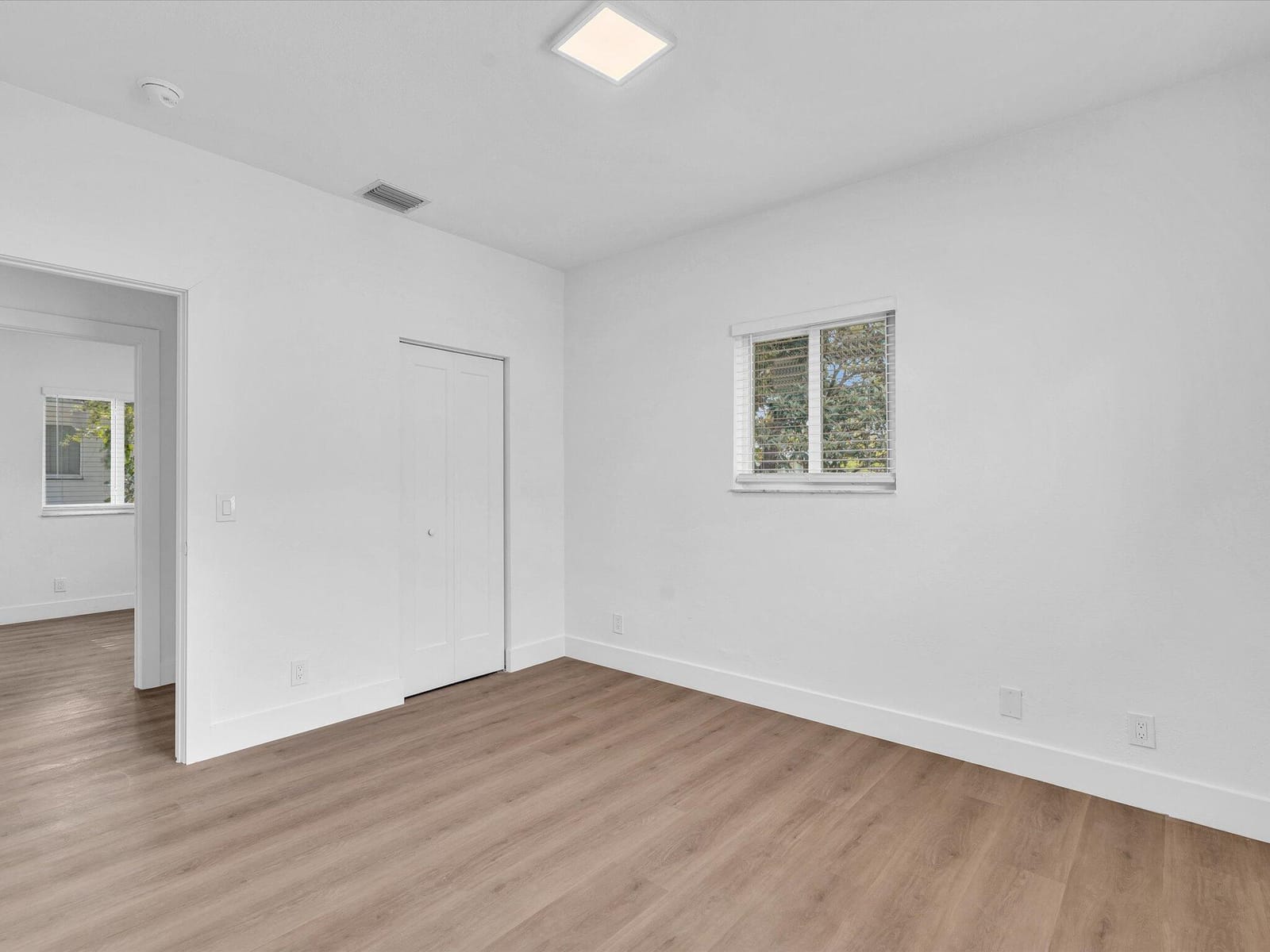 2410 NW 43rd Street, Miami, FL 33142 photo 28