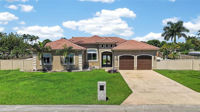 32204 SW 205th Avenue, sold in Emerald Greens Sub, Homestead, FL