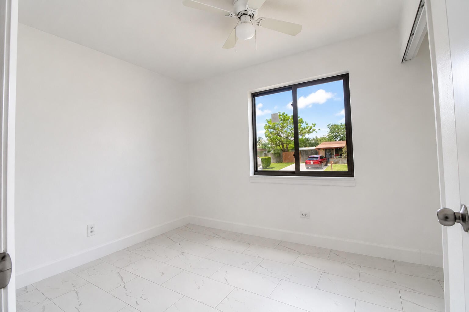 5700 SW 37 Court, Davie, FL 33314 photo 13