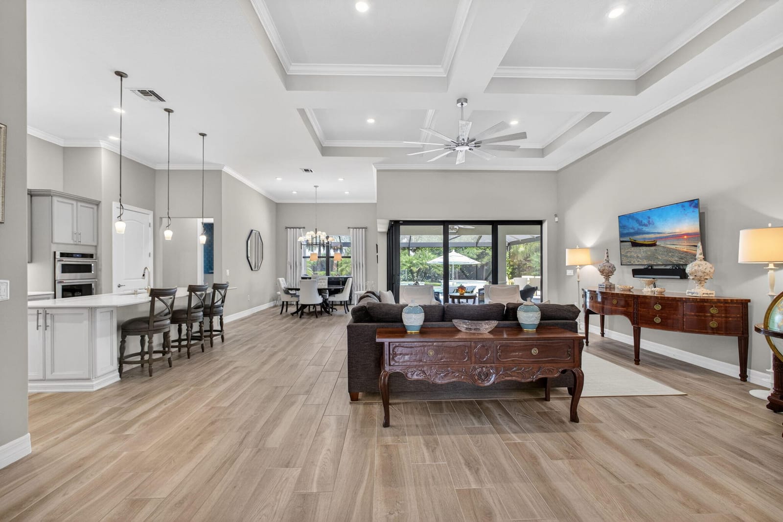 9206 Balsamo Drive — photo 4