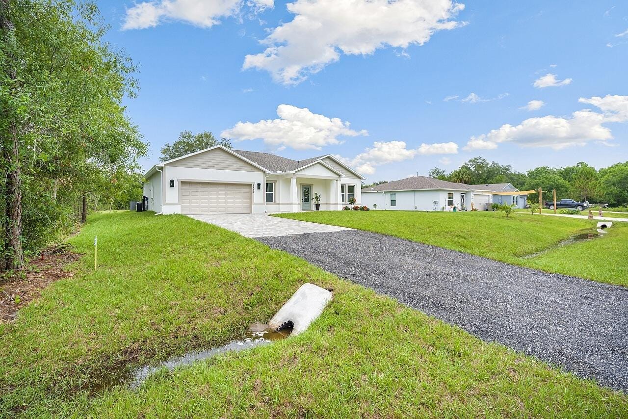9355 100th Avenue, Vero Beach, FL 32967 photo 4