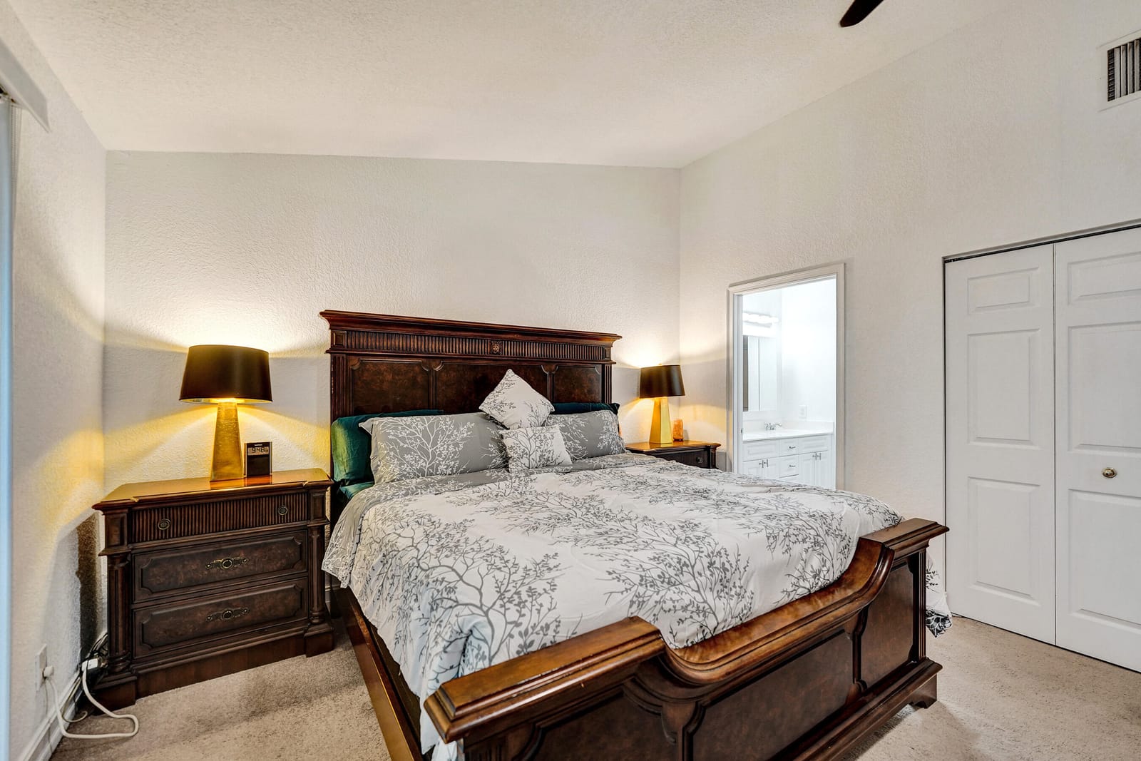1743 NE 4th Avenue F4, Fort Lauderdale, FL 33305 photo 15