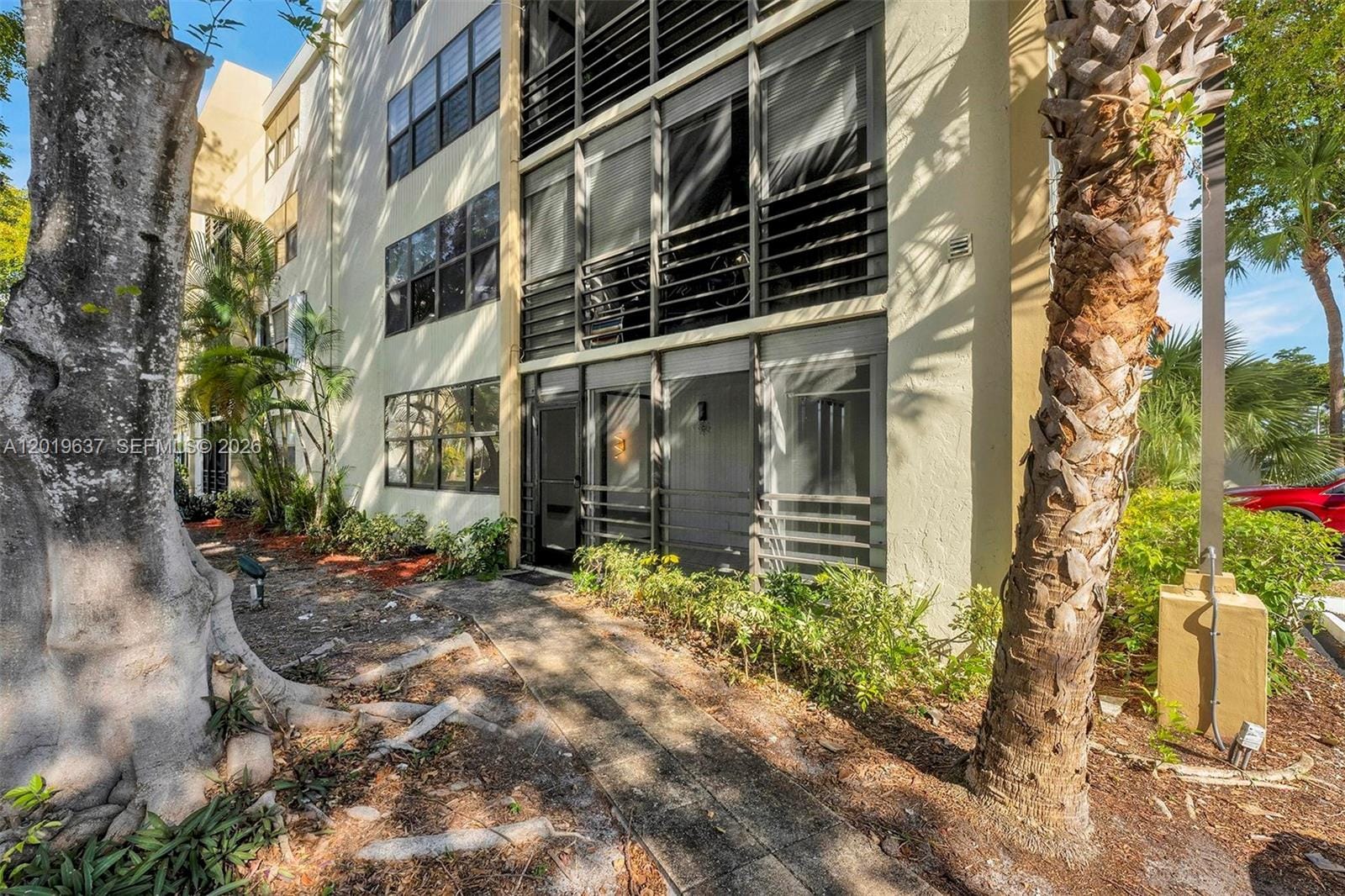 20441 NE 30th Avenue 106-9, Aventura, FL 33180 photo 14