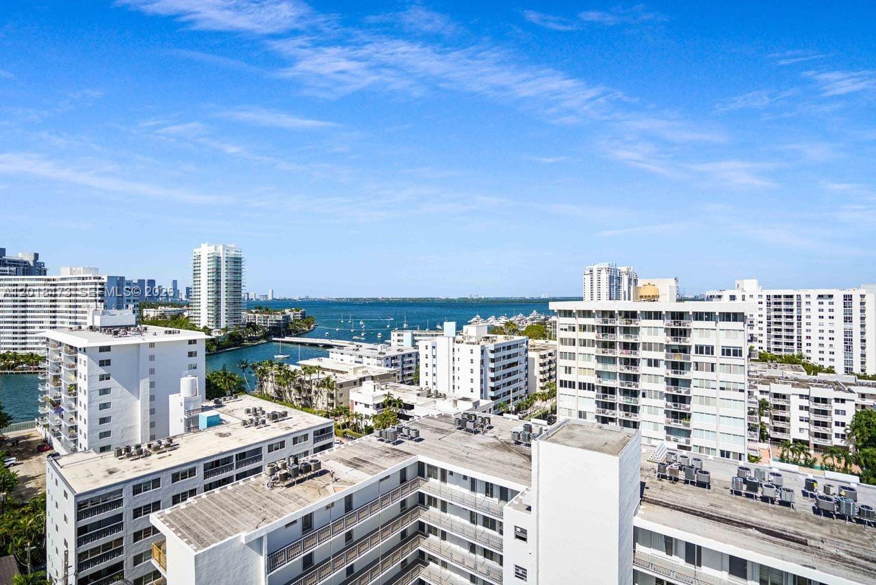 1621 Bay Road PH1, Miami Beach, FL 33139 photo 9