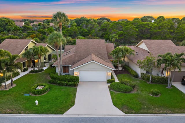 104 Sand Pine Drive, Jupiter, FL 33477