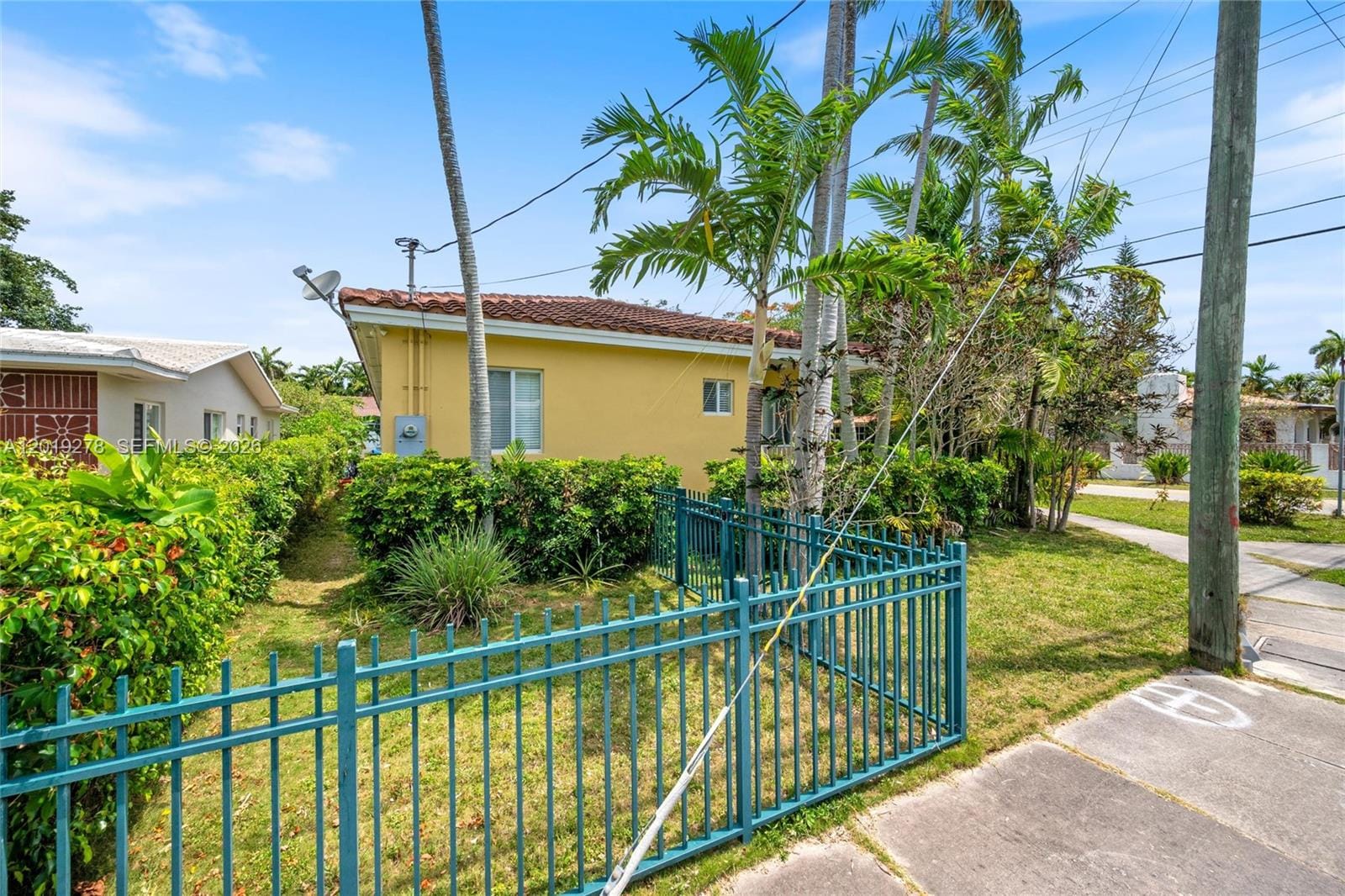 2542 SW 25th Avenue, Miami, FL 33133 photo 5