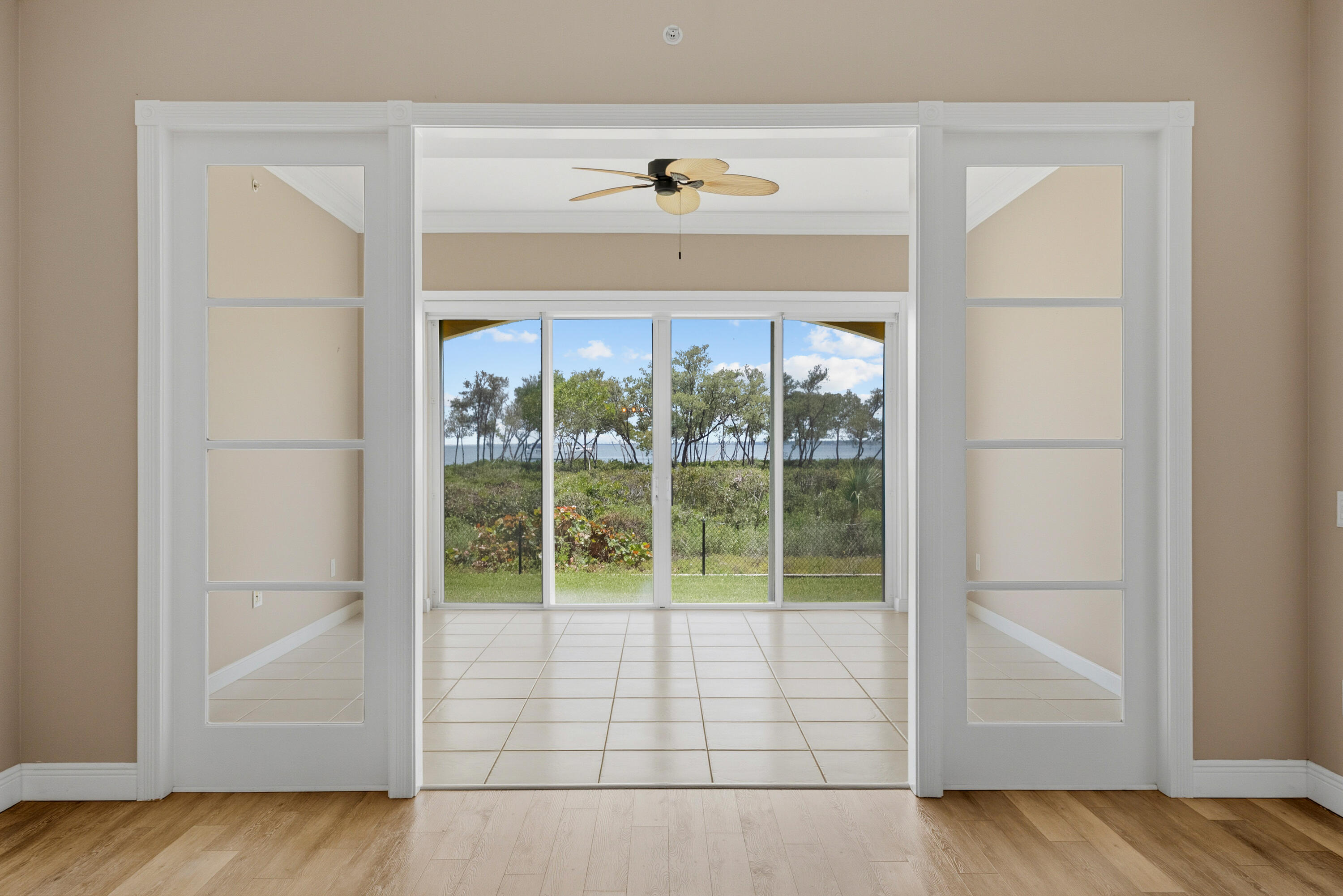 24 Harbour Isle Drive W 106, Fort Pierce, FL 34949, Fort Pierce