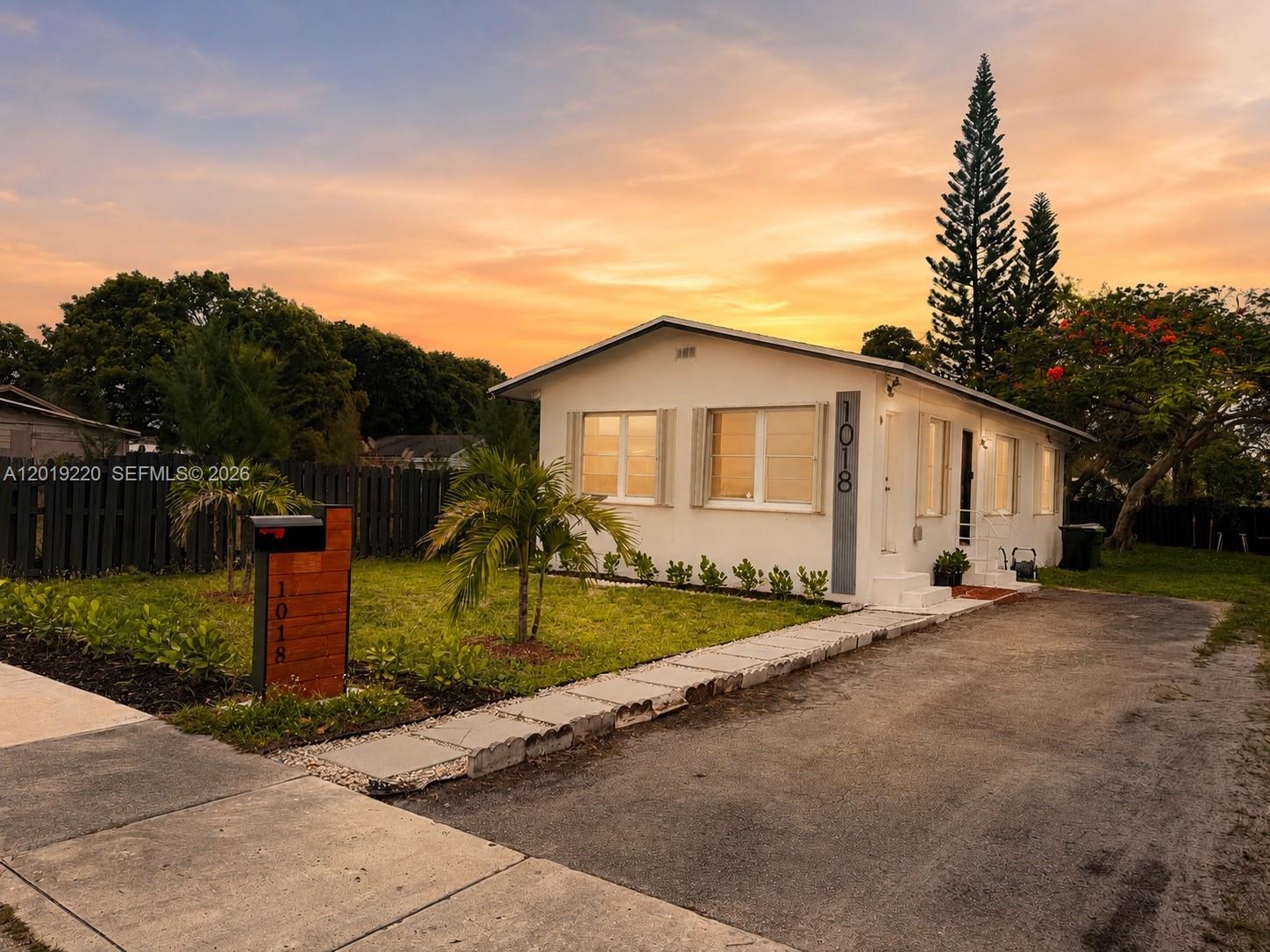 1018 NE 2nd Avenue, Fort Lauderdale, FL 33304, Fort Lauderdale