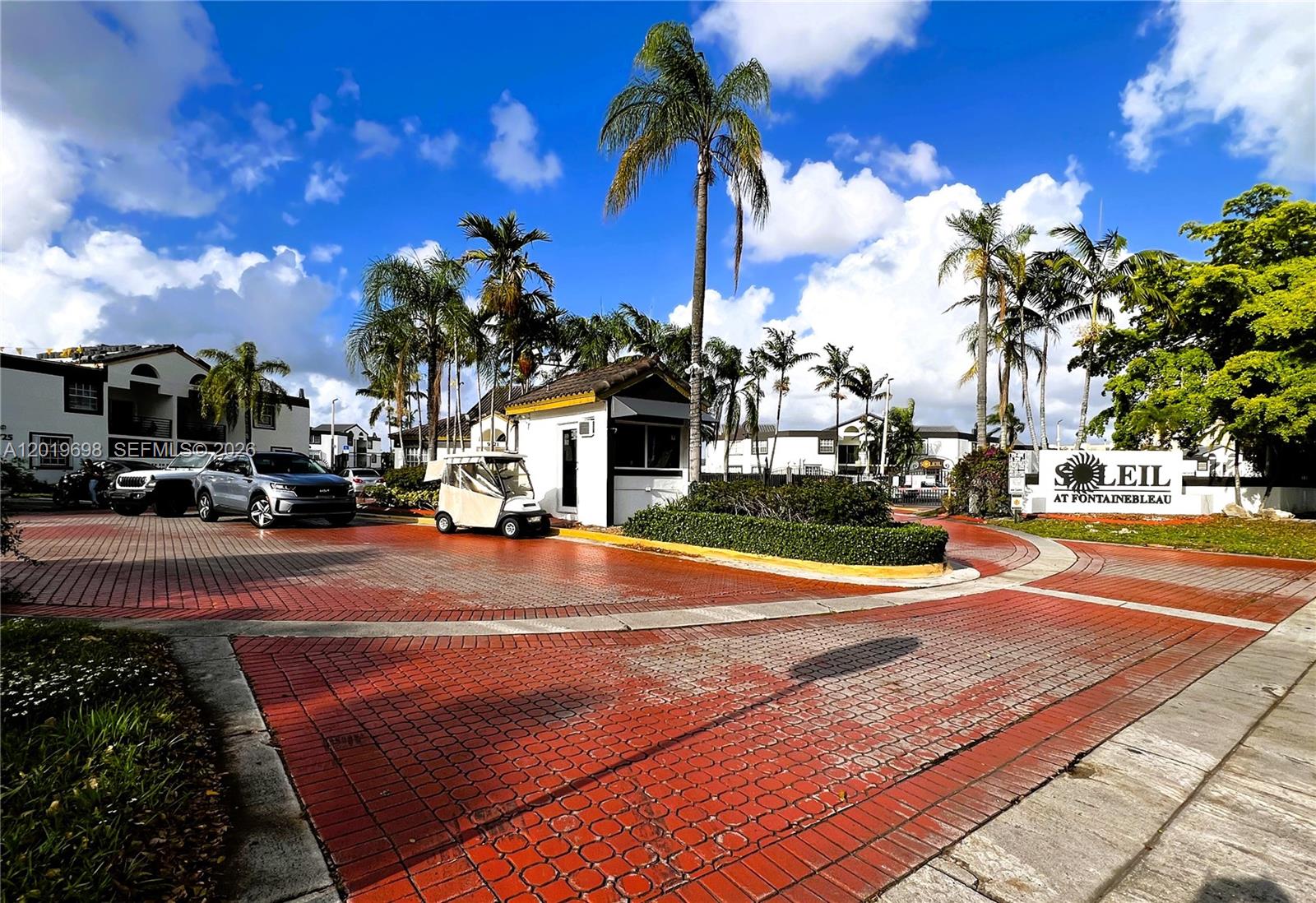 9715 Fontainebleau Boulevard E209, Miami, FL 33172, Miami