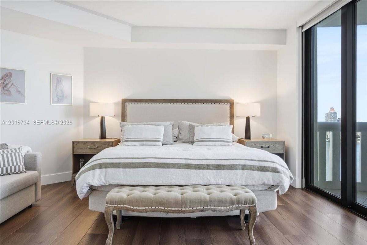3000 Island Boulevard 2802 — photo 11