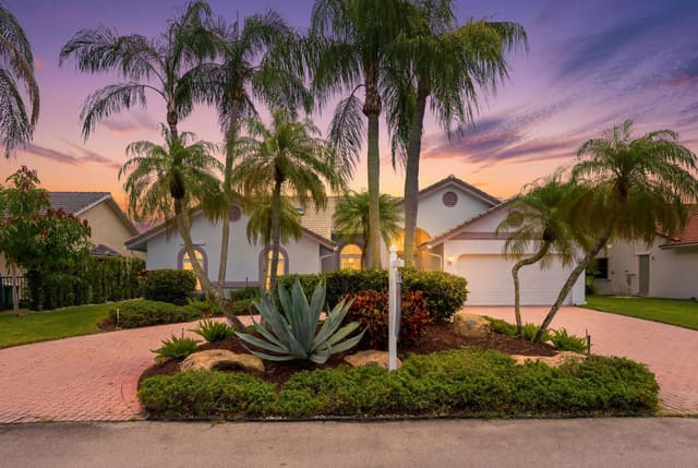 7710 NW 87th Avenue, Tamarac, FL 33321