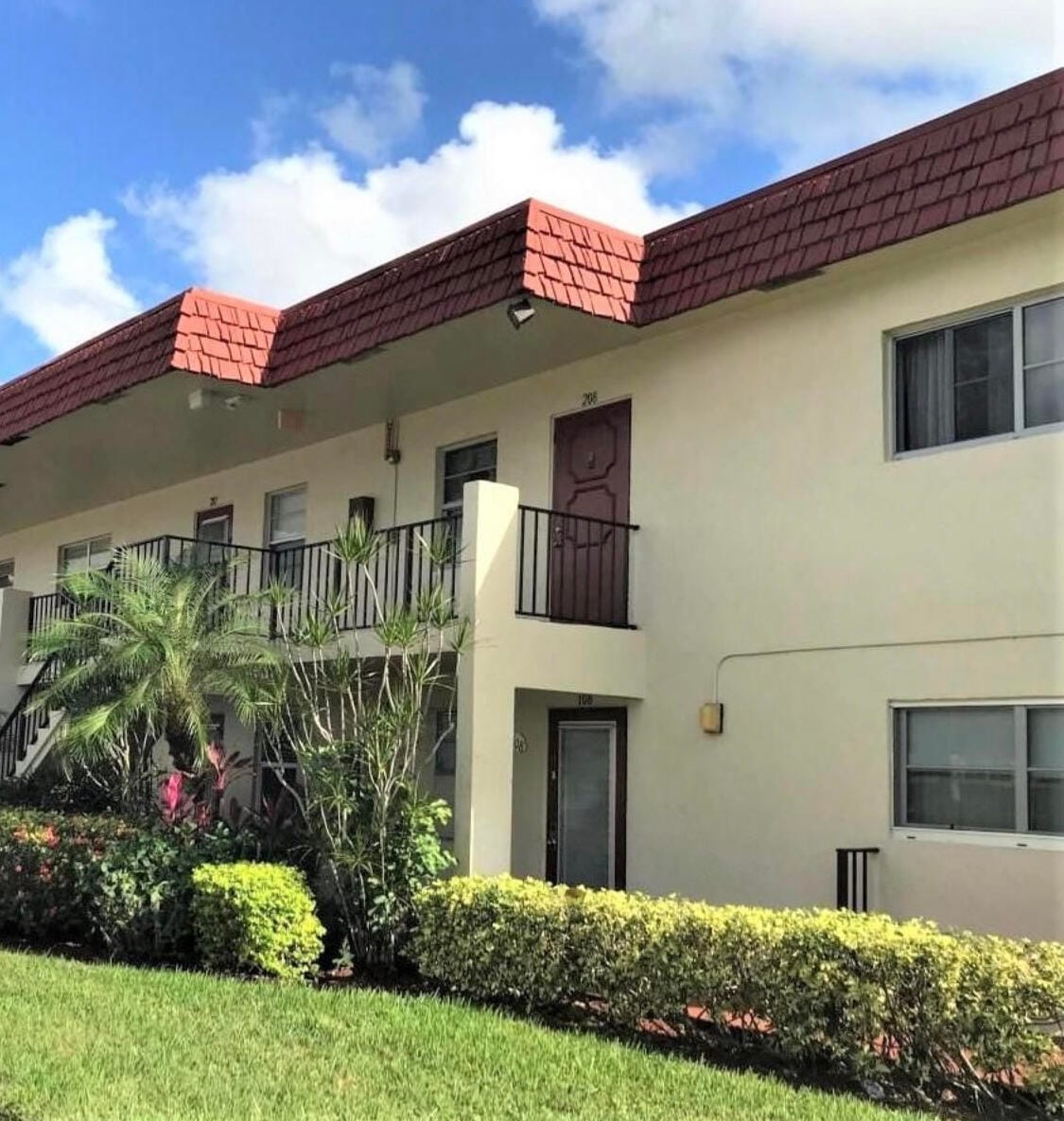 19 Abbey Lane 206, Delray Beach, FL 33446 photo 4